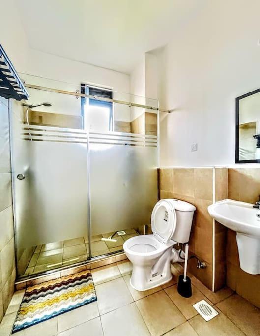 Shekinah Serious Incredible Amenities Entebbe