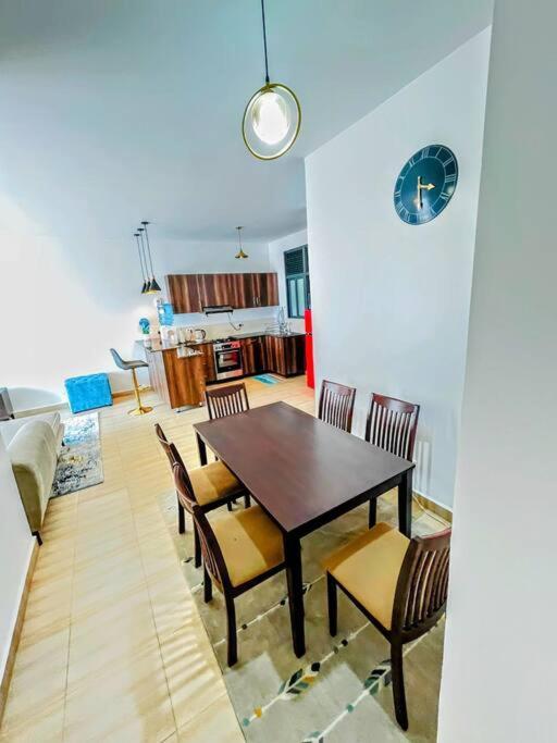 Apartment Shekinah Serious Incredible Amenities
